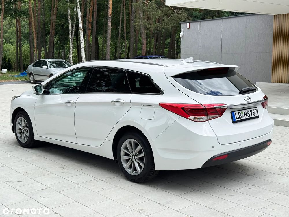Hyundai i40 Kombi blue 1.7 CRDi Premium - 10
