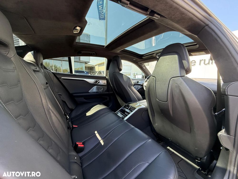 BMW Seria 8 840i xDrive AT - 24