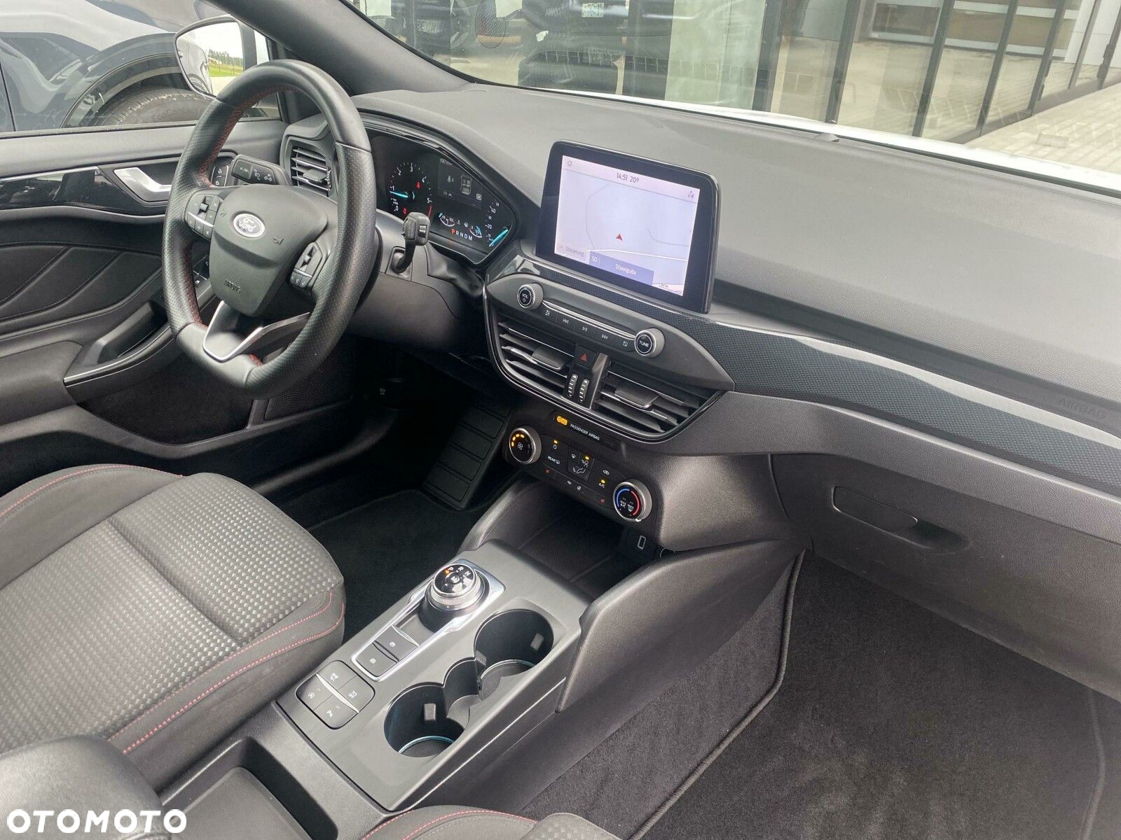 Ford Focus - 23