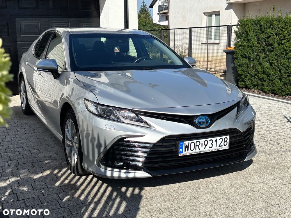 Toyota Camry 2.5 Hybrid Comfort CVT - 2