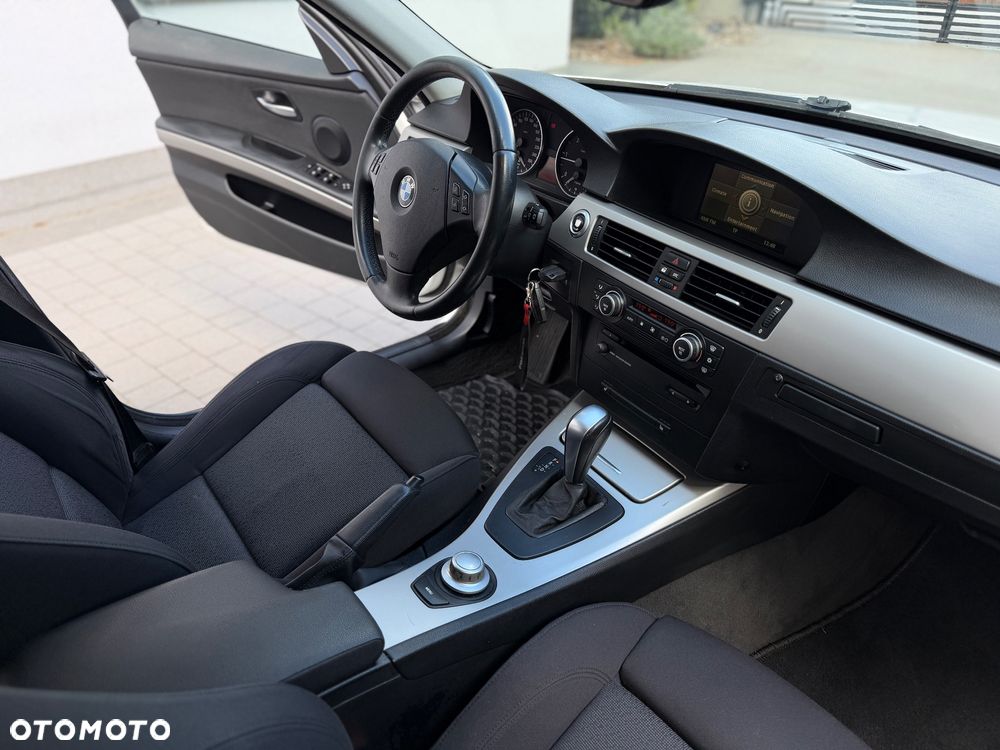 BMW Seria 3 320d DPF Edition Fleet Lifestyle - 14