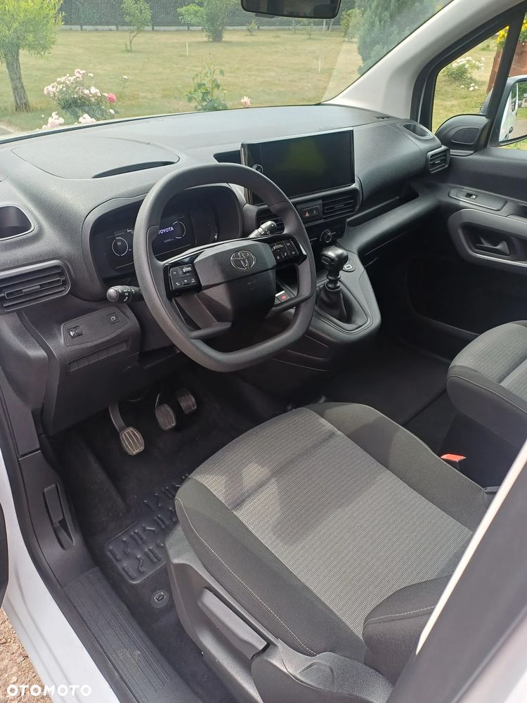 Toyota Proace City Verso Long 1.2 D-4T Family - 17