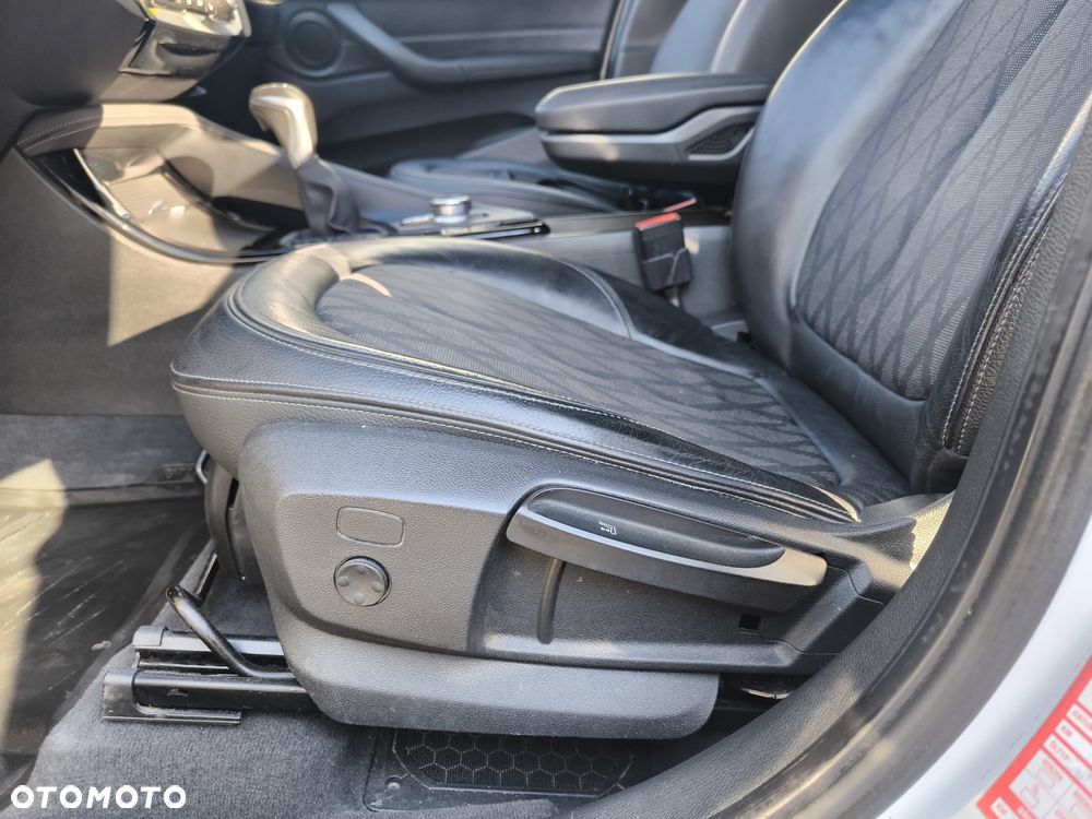 BMW X1 xDrive18d Advantage sport - 12