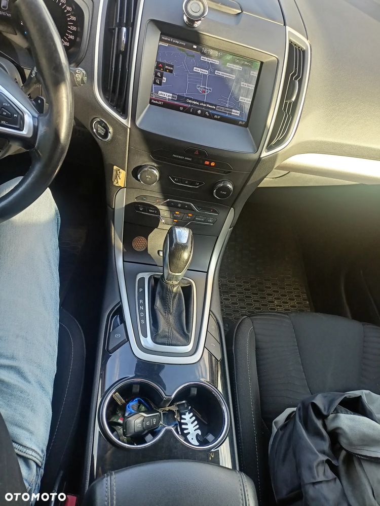 Ford S-Max 2.0 TDCi Titanium PowerShift - 8