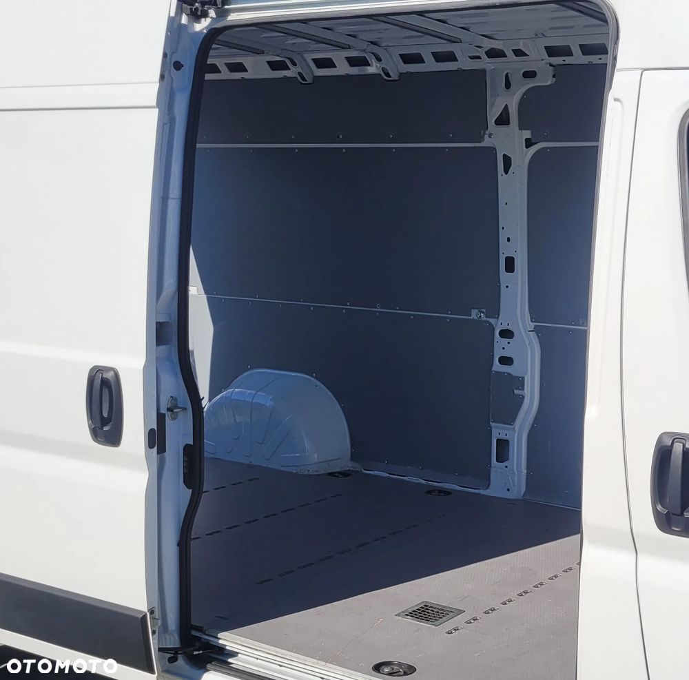 Opel Movano - 7