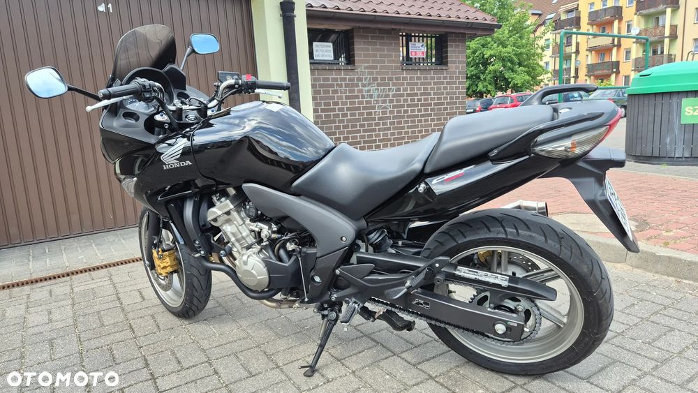 Honda CBF - 3