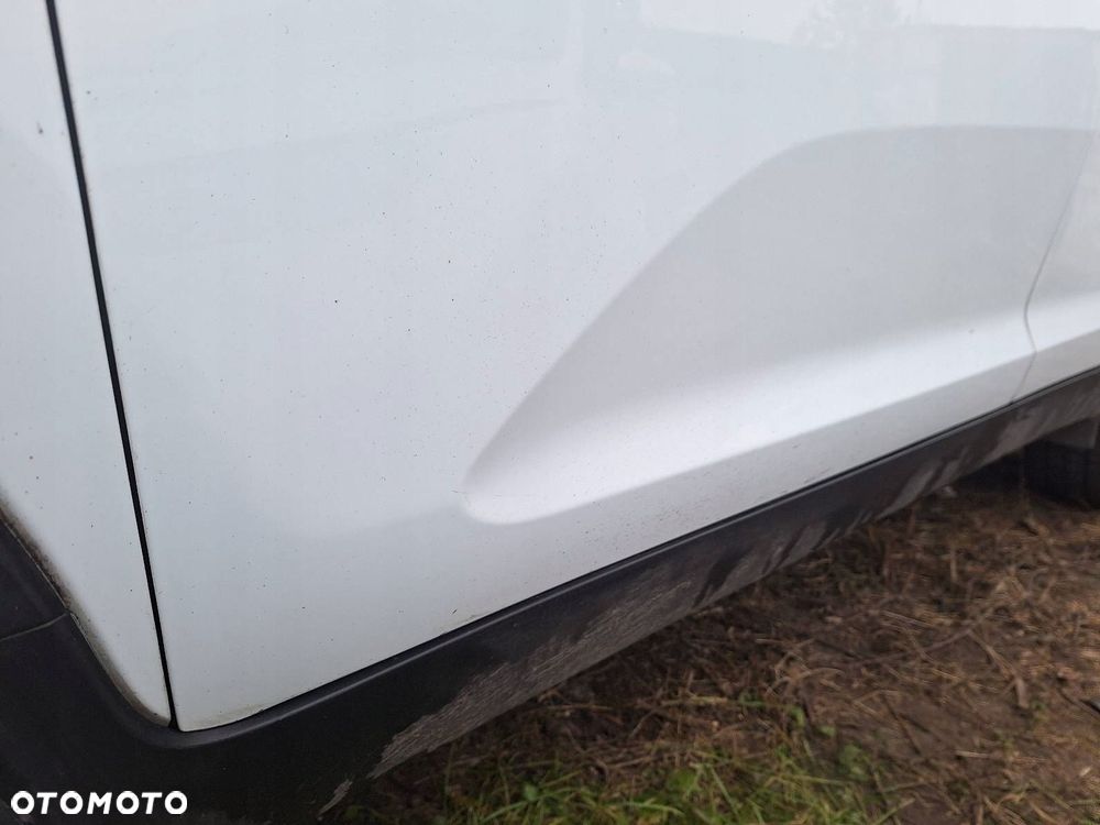 DRZWI KOMPLETNE LEWY PRZÓD KIA SPORTAGE III 10-14r LAK: WD - 5