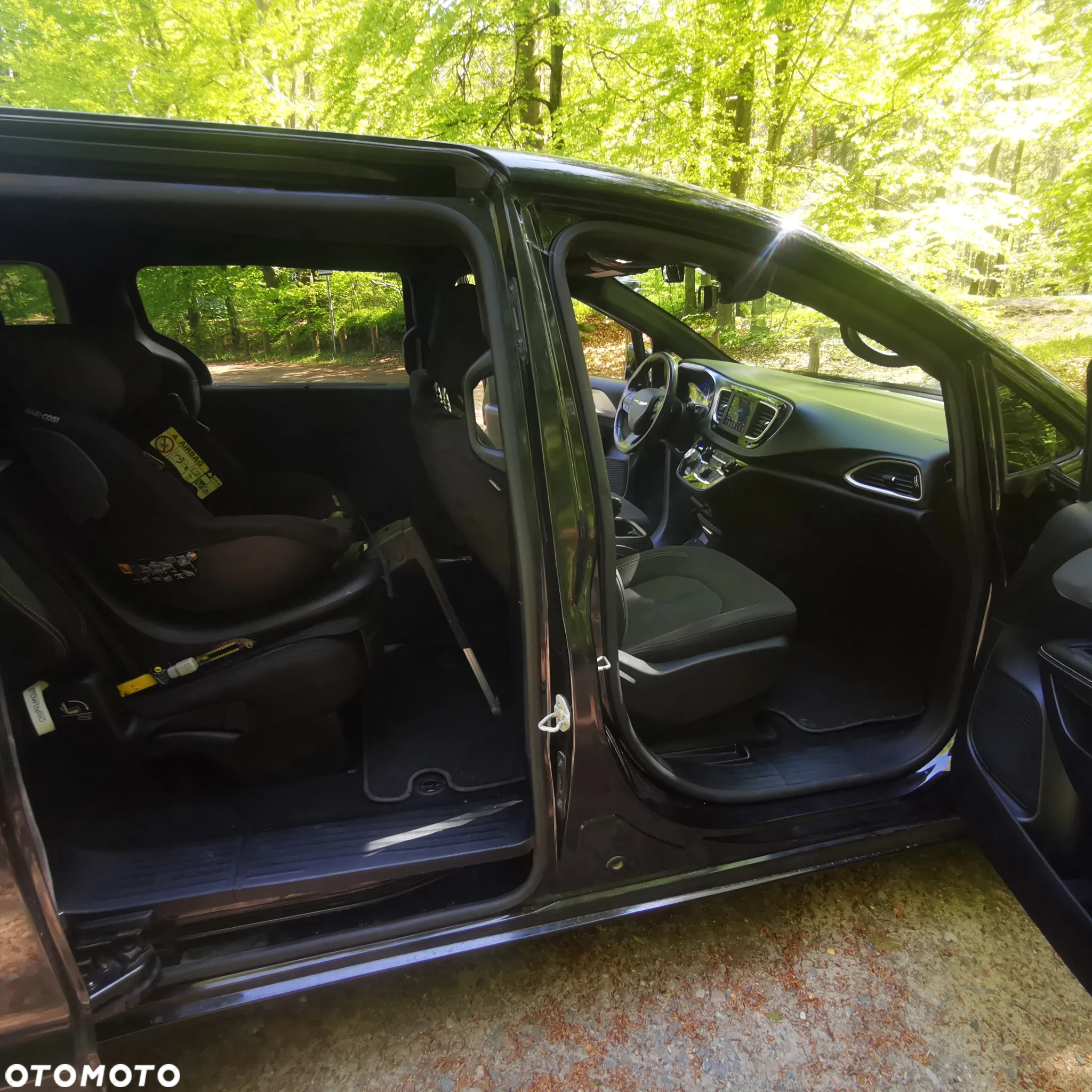 Chrysler Pacifica - 9