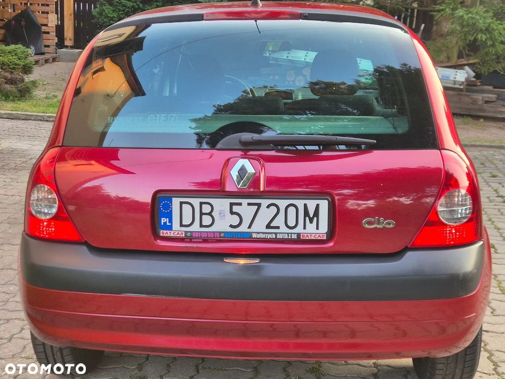 Renault Clio - 6