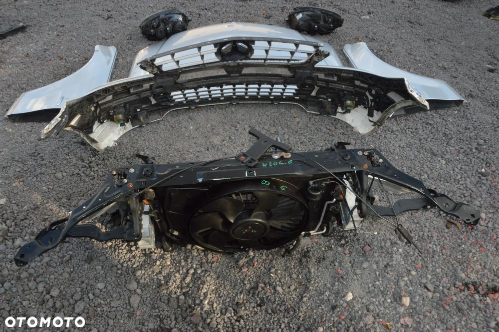 Zderzak maska błotnik lampa komplet przód mercedes c-klasa w204  2.2 cdi - 5