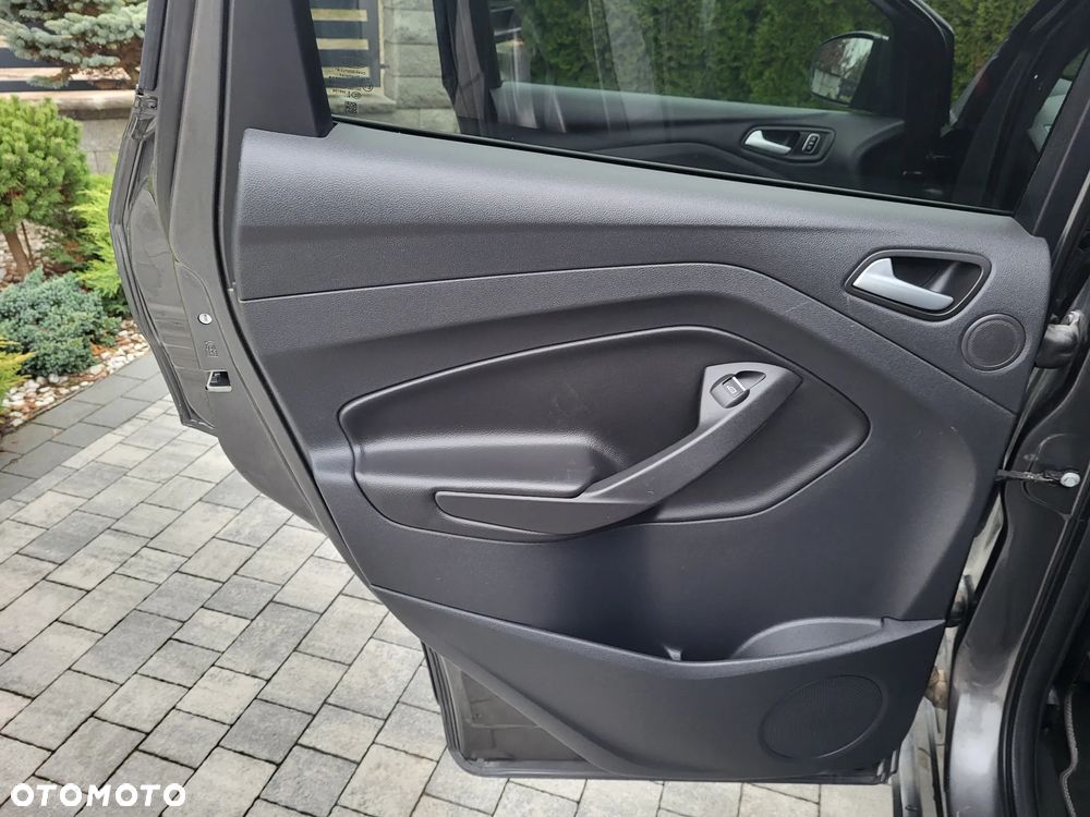 Ford Kuga 2.0 TDCi 4x4 ST-Line - 20