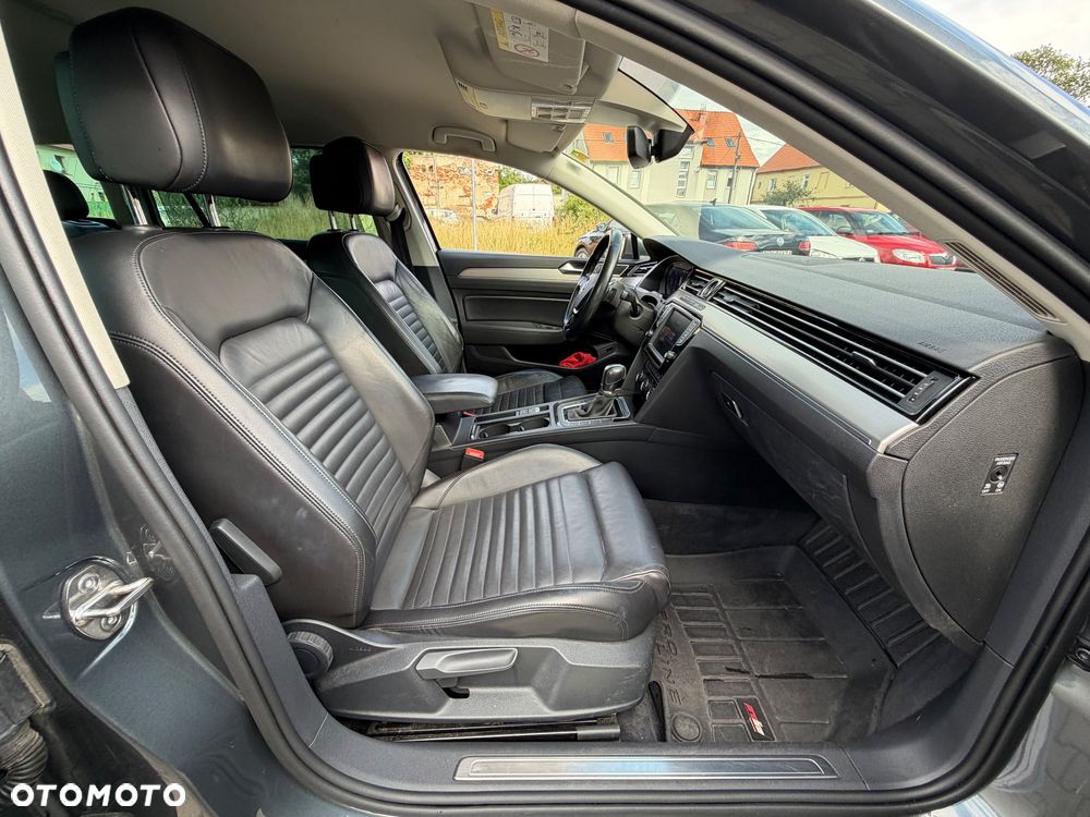Volkswagen Passat 2.0 TDI BMT Highline DSG - 14
