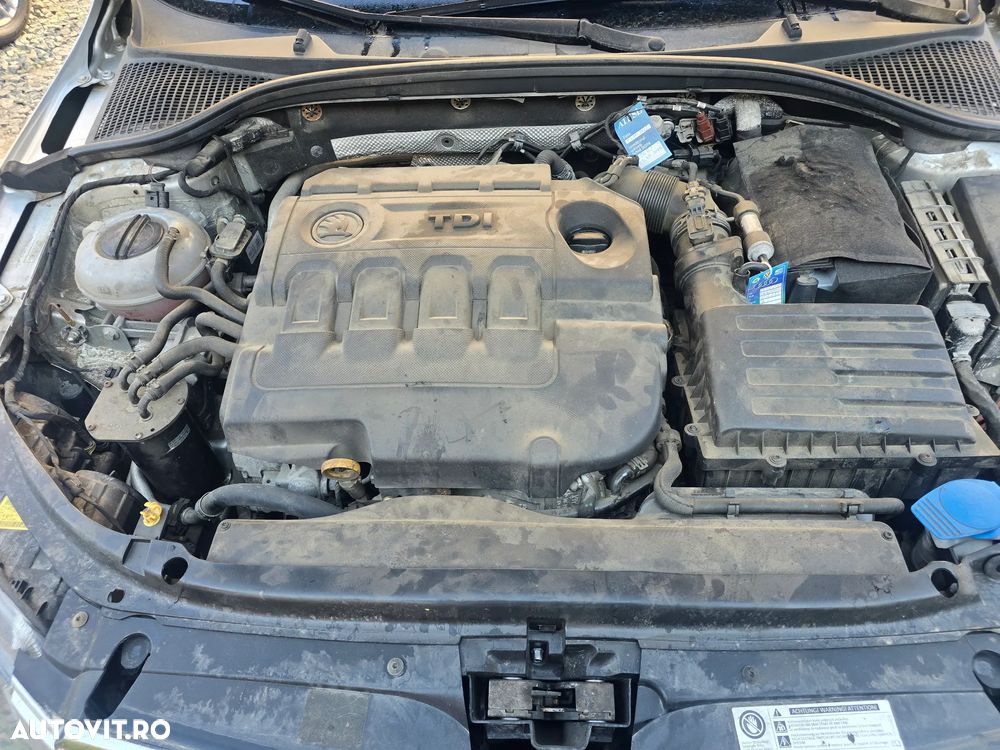 Skoda Octavia 1.6 TDI Green tec DSG Edition - 4