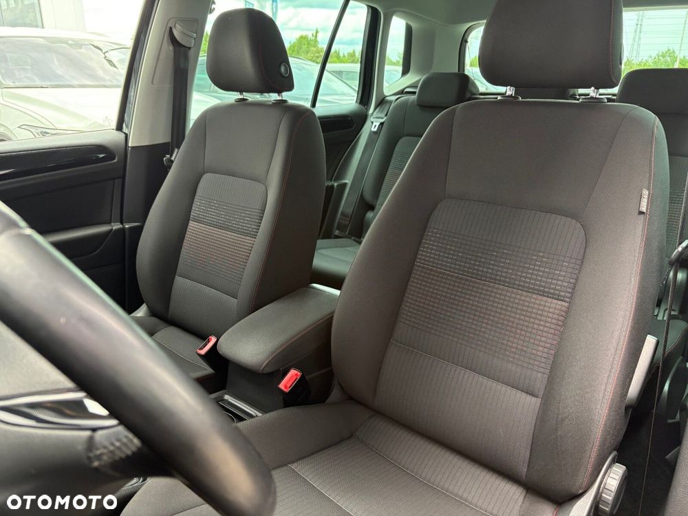 Volkswagen Golf Sportsvan - 13