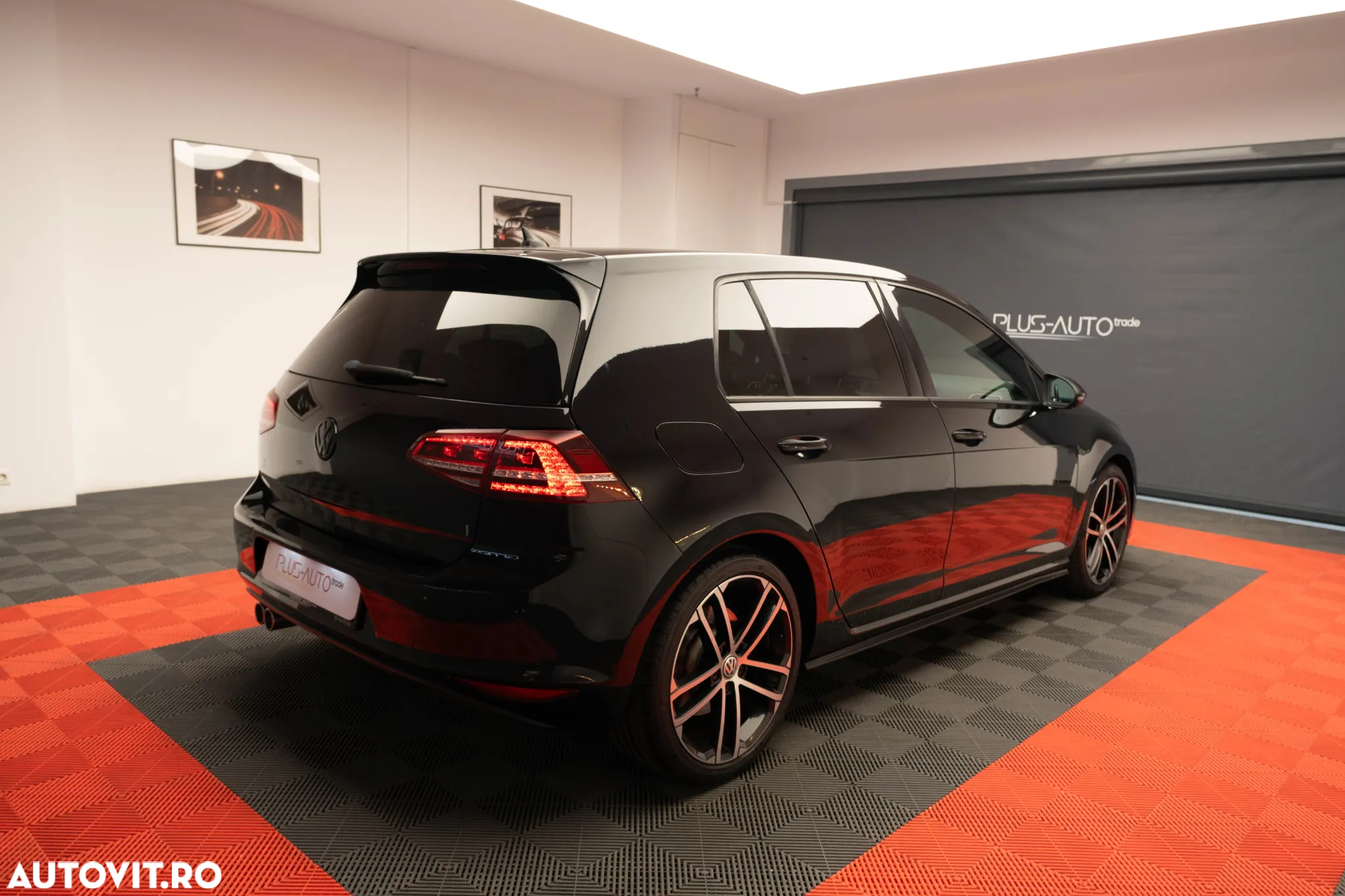 Volkswagen Golf 2.0 TDI DSG GTD - 9