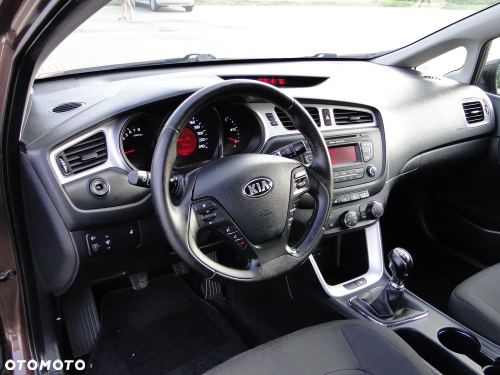 Kia Ceed - 17