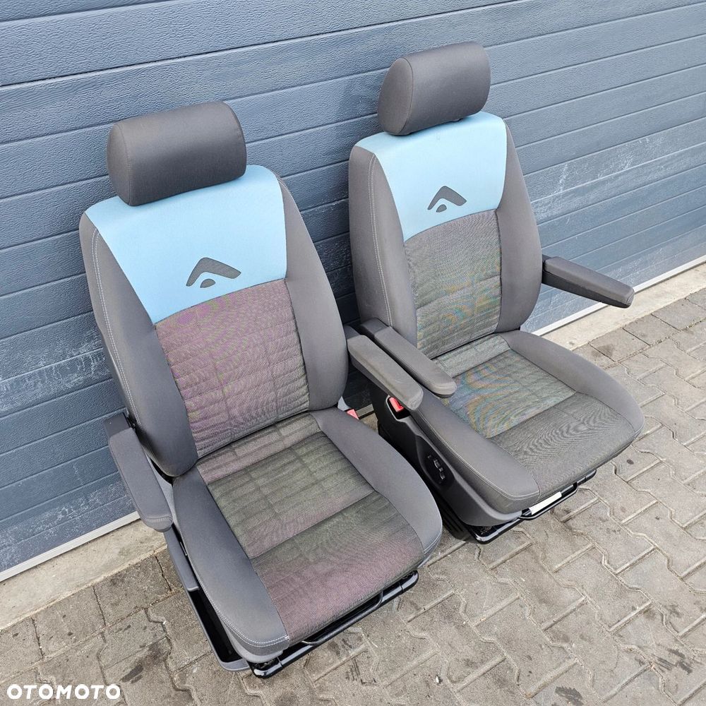 VW T5 T6 MULTIVAN ATLANTIS fotele fotel kierowcy pasażera przód KOMPLET - 4