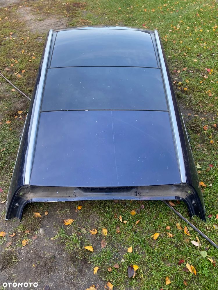 MERCEDES 205 kombi dach panorama kolor 890 - 1