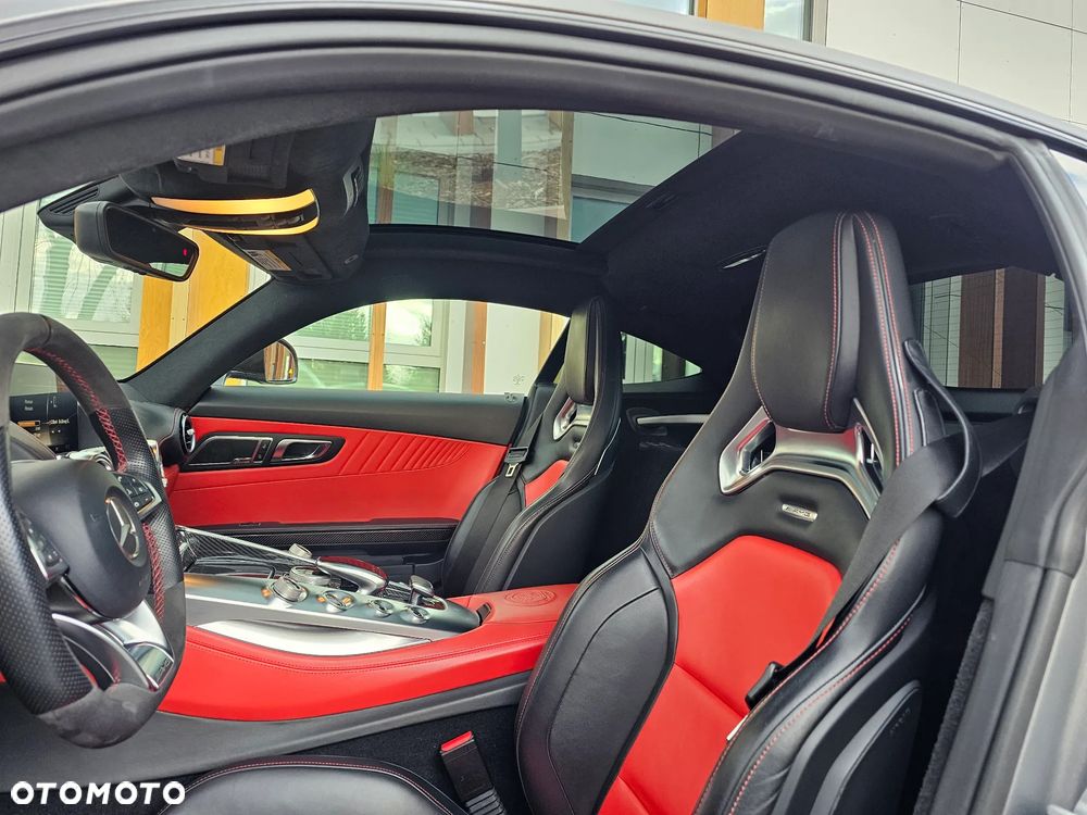 Mercedes-Benz AMG GT S Speedshift 7G-DCT - 24
