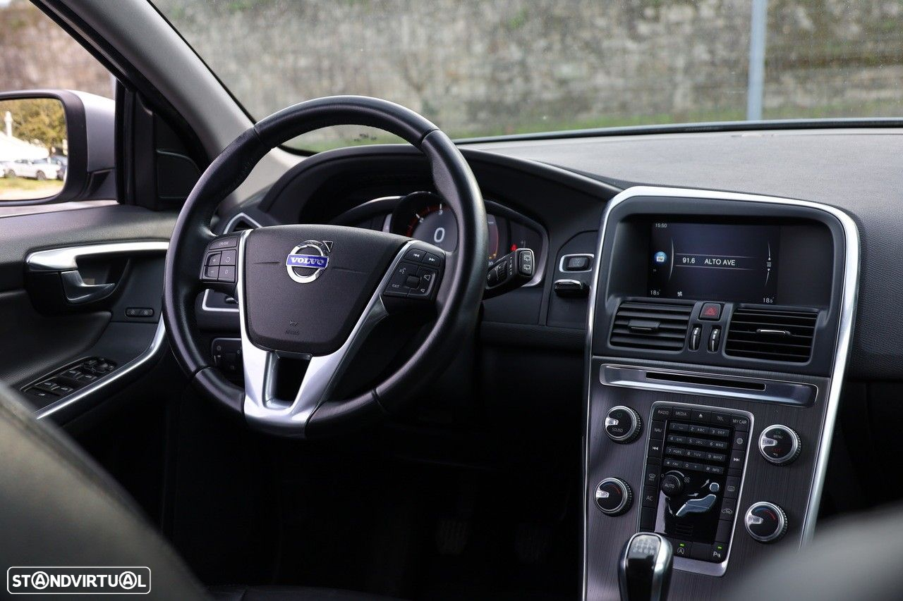 Volvo XC 60 2.0 D4 Summum - 11