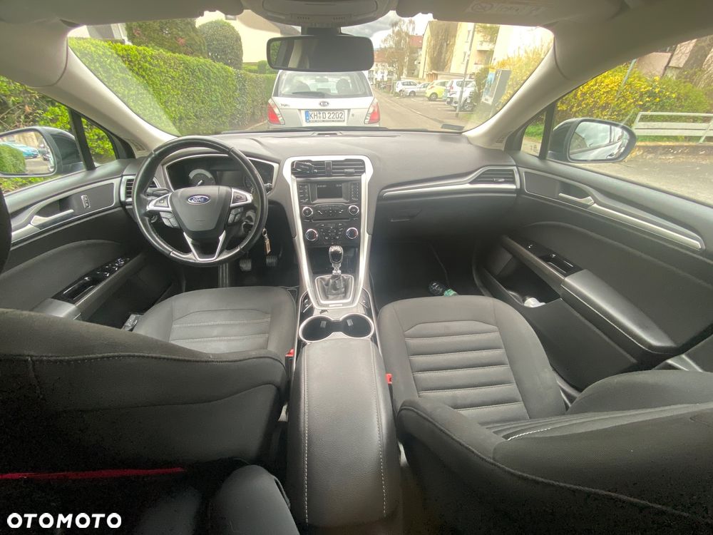 Ford Mondeo ver-1-5-tdci-start--stopp-titanium - 12