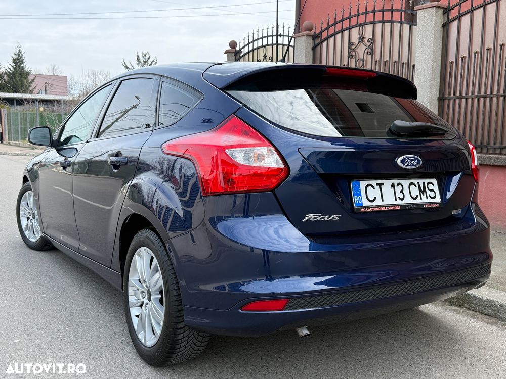 Ford Focus - 7