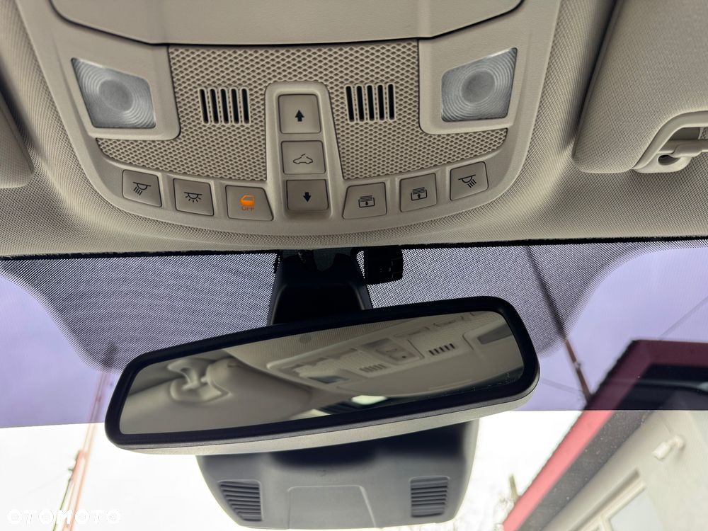 Ford Mondeo 2.0 TDCi Titanium PowerShift - 32