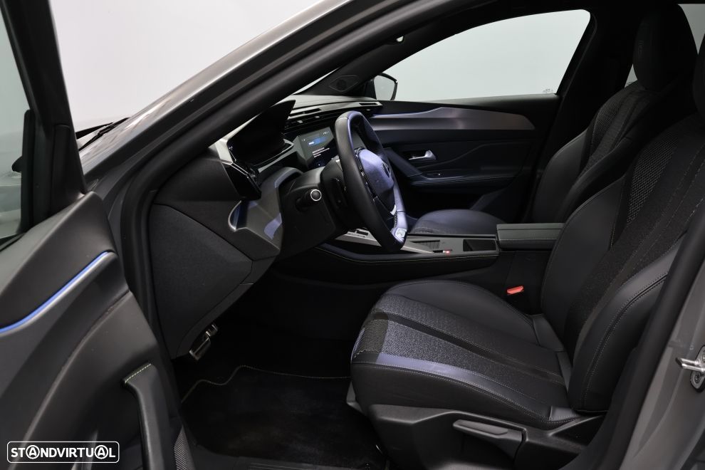 Peugeot 408 1.6 Hybrid GT e-EAT8 - 23