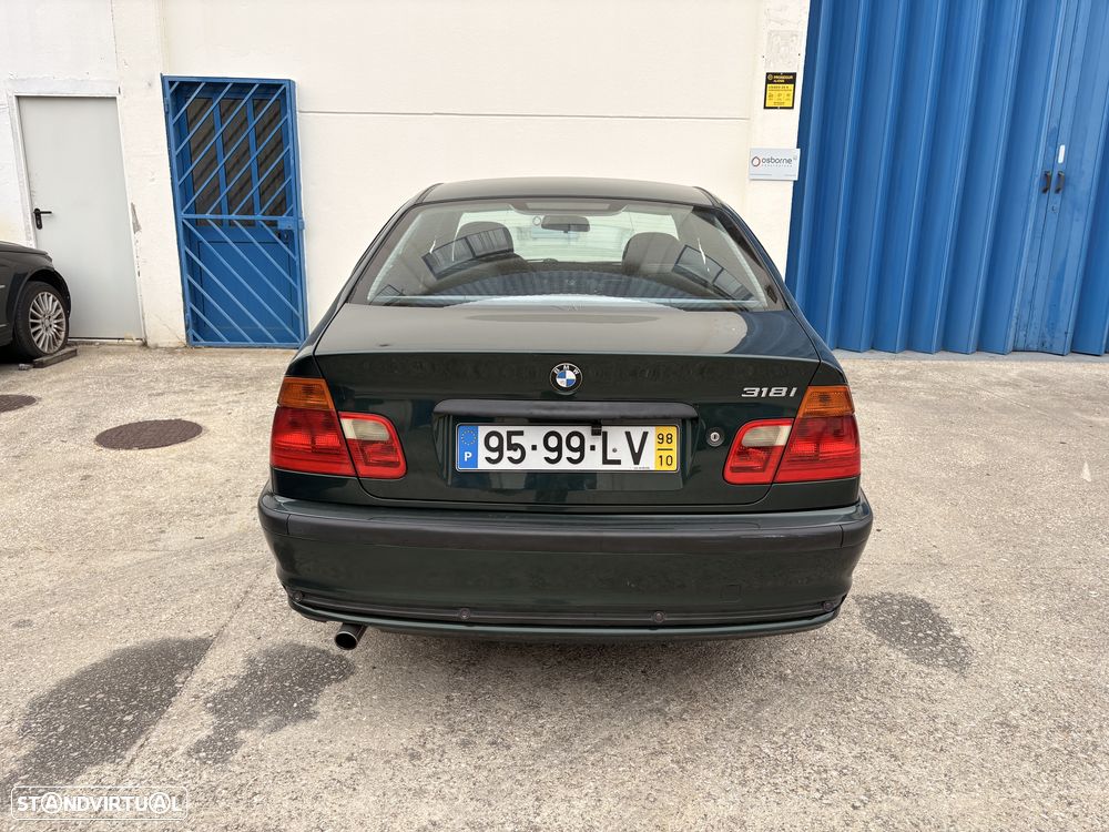 BMW 318 - 6