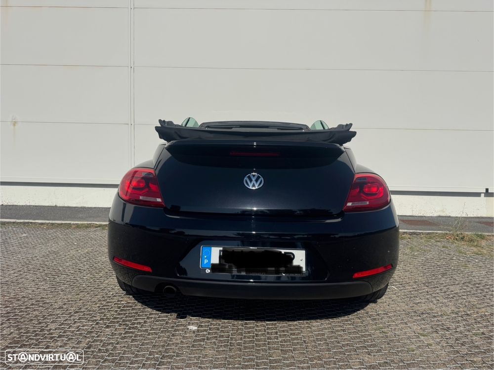 VW New Beetle Cabriolet The 1.6 TDI DSG Exclusive Design - 6