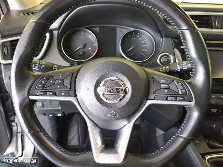 Nissan Qashqai 1.5 dCi N-Connecta - 13