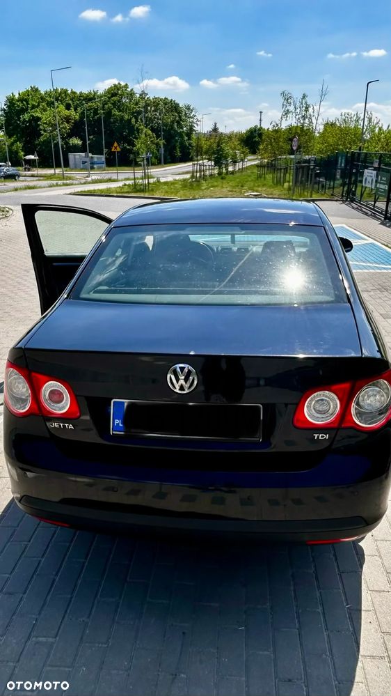 Volkswagen Jetta 1.9 TDI Comfortline - 7
