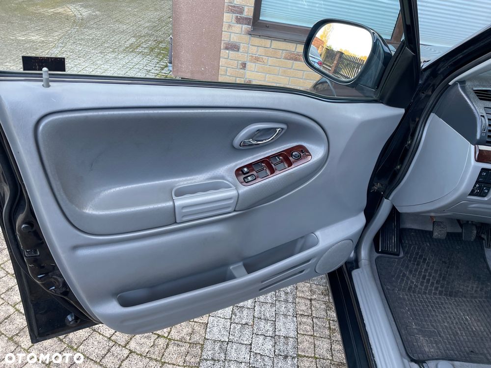 Suzuki Grand Vitara 2.0 HDi - 13