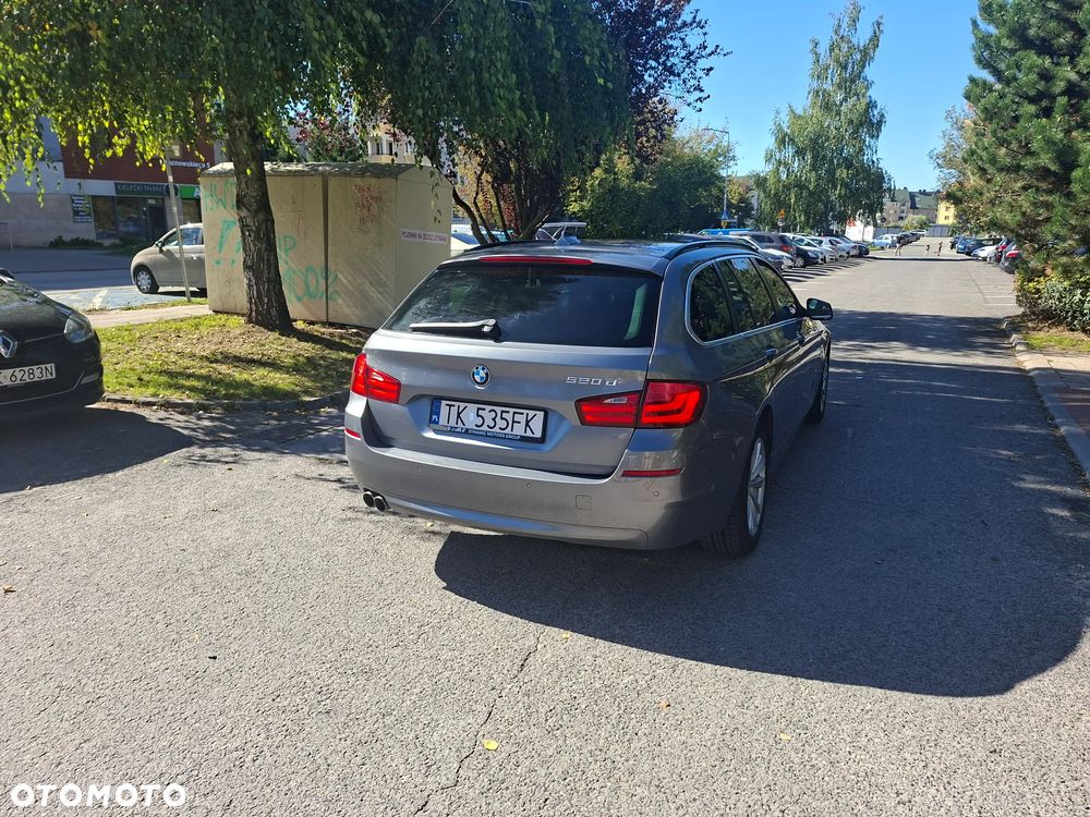 BMW Seria 5 520d - 6
