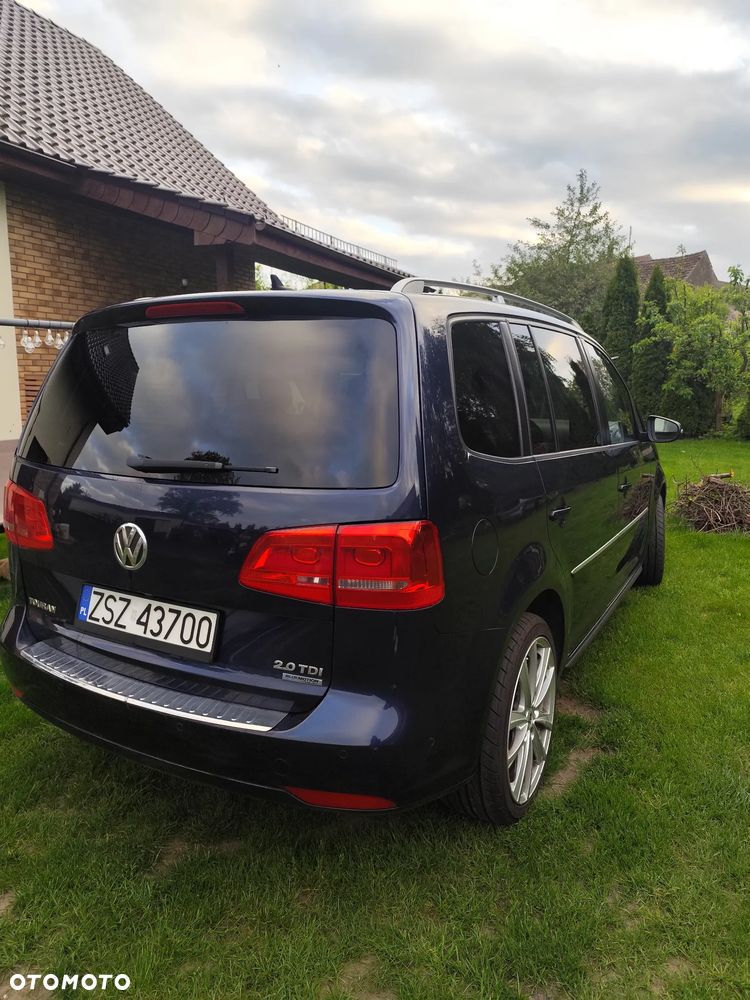 Volkswagen Touran 2.0 TDI DPF Highline - 3