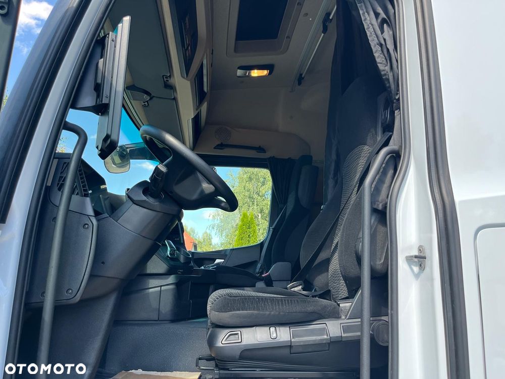 Mercedes-Benz Actros 1845 - 9