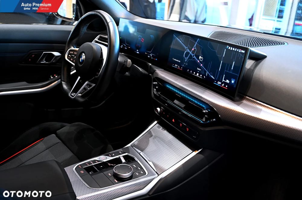 BMW Seria 3 330i Touring xDrive - 15