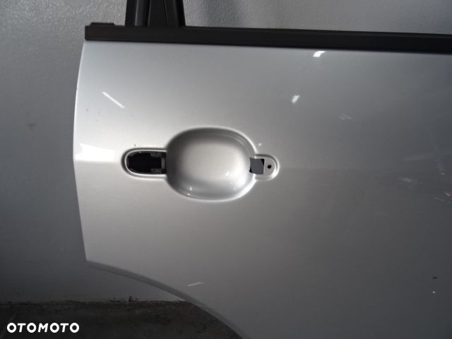 DRZWI PRAWY TYŁ PRAWE TYLNE AUDI A2 HB 5D LAK:LY7W NR751 - 2