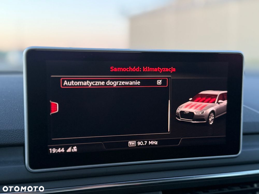 Audi A4 Avant 2.0 TDI Sport - 32