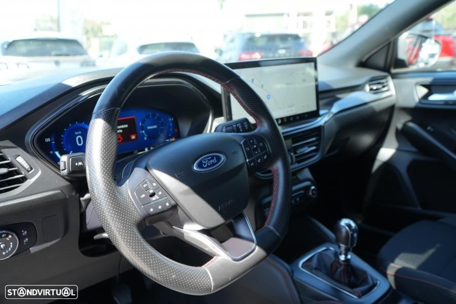 Ford Focus 1.0 EcoBoost ST-Line - 8