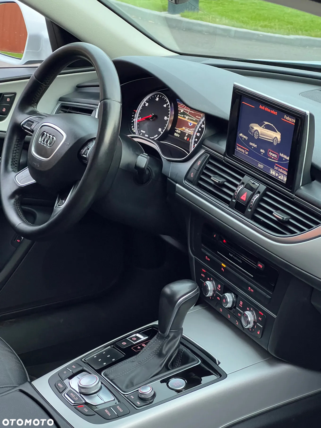 Audi A6 2.0 TDI ultra S tronic - 14