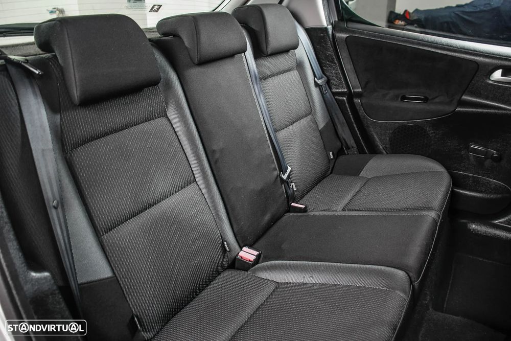 Peugeot 207 1.4 HDi Trendy - 15