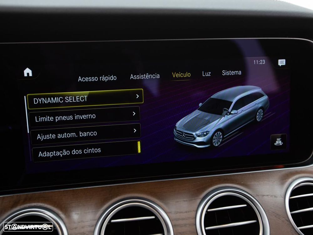 Mercedes-Benz E 300 de 4Matic 9G-TRONIC - 35