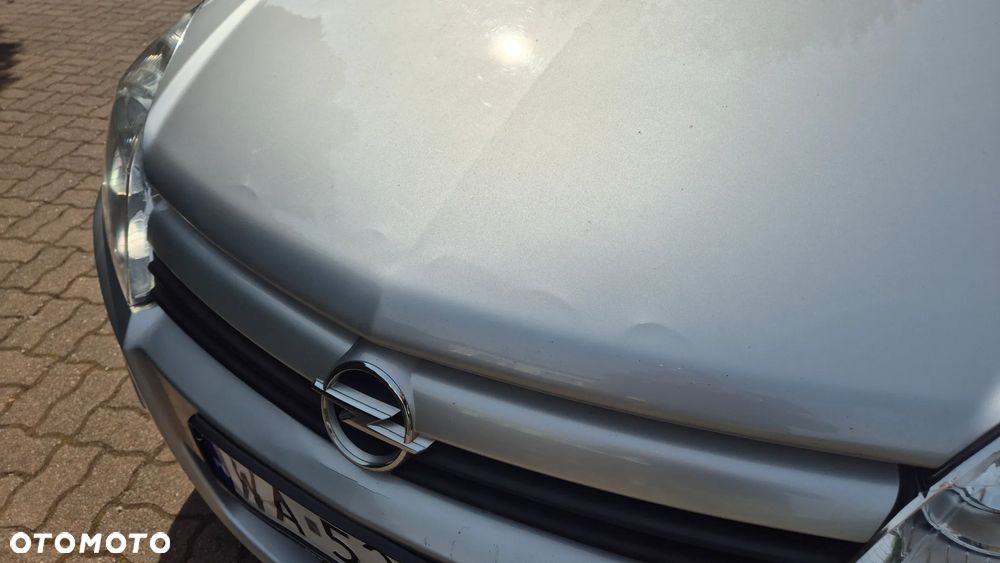 Opel Astra 1.9 CDTI DPF Edition - 17