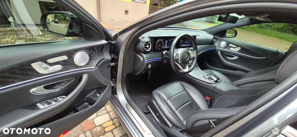 Mercedes-Benz Klasa E 220 d AMG - 8