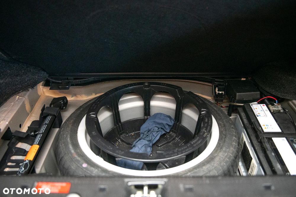 Mercedes-Benz Klasa C 43 AMG - 23