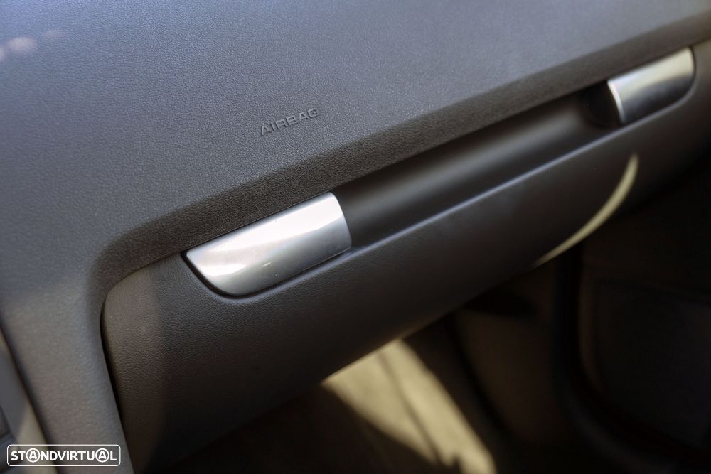 Audi A3 Sportback 2.0 TDi Sport S tronic - 17