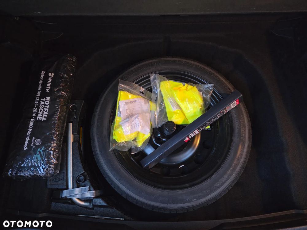 Volkswagen Golf Sportsvan 1.4 TSI (BlueMotion Technology) DSG Sound - 35