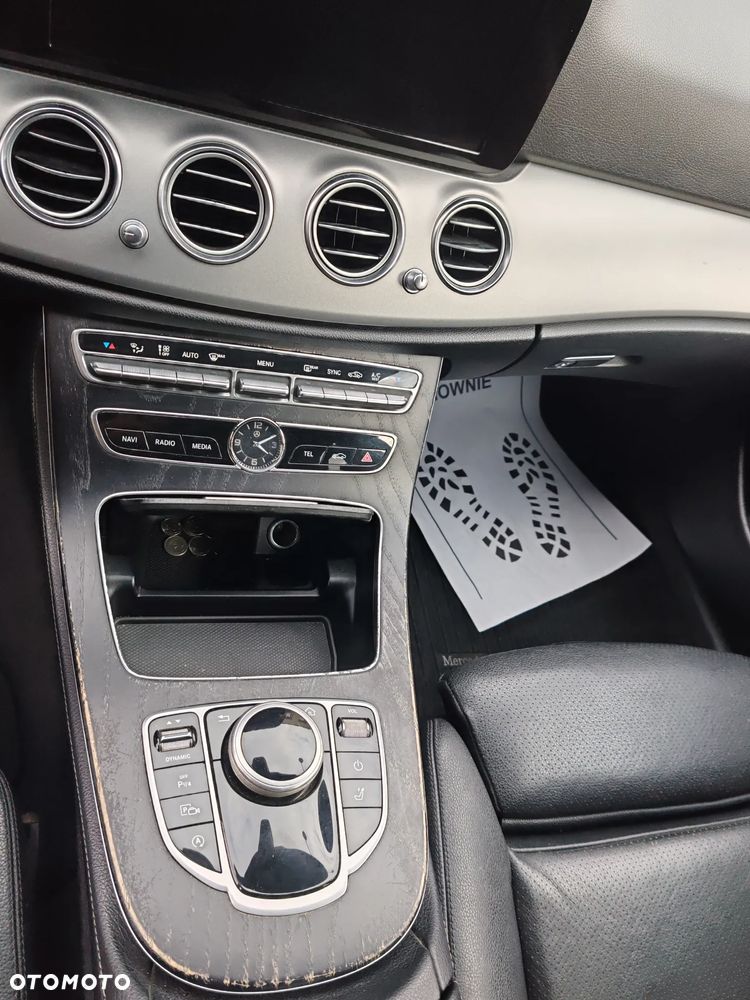 Mercedes-Benz Klasa E 220 d 9G-TRONIC Avantgarde - 10