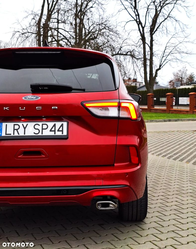 Ford Kuga 1.5 EcoBoost ST-LINE - 11